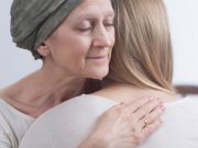 12 PŘÍZNAKŮ RAKOVINY V RANNÉ FÁZI, KTERÉ 90 % LIDÍ IGNORUJE: Myslí Si, Že Jsou Neškodné, Proto Nemoc Neodhalí Včas